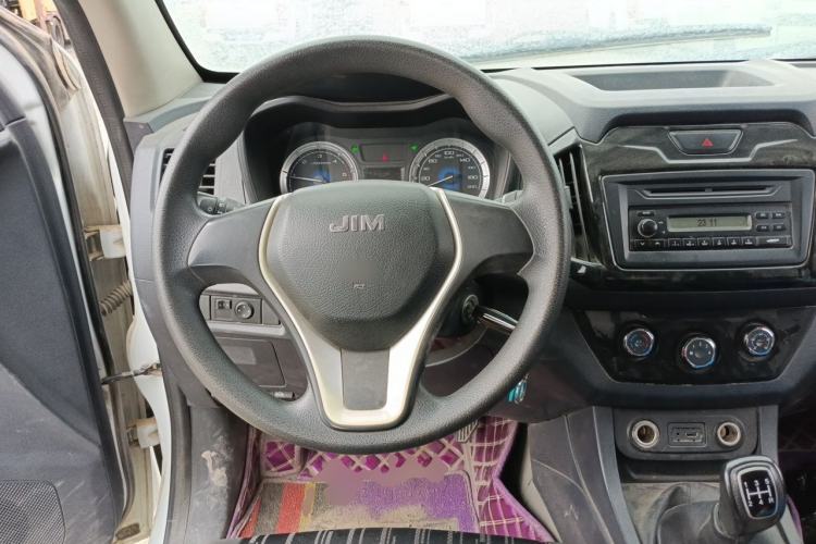 Used Isuzu JLM 2018 2.8T Classic Edition 4x4 Luxury Model with Extended Cargo Bed JE493ZLQ5F Steering Wheel