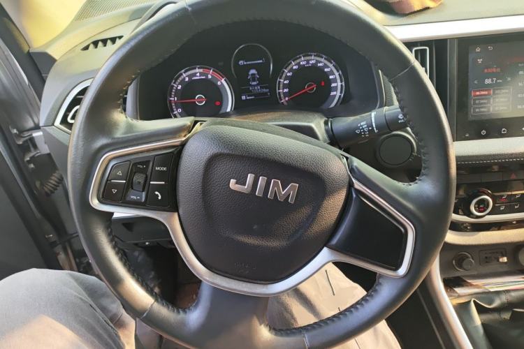 Used Isuzu JLM 2019 2.5T 4x4 Diesel Luxury Edition Ruimai S Extended Version JE4D25Q5A Steering Wheel