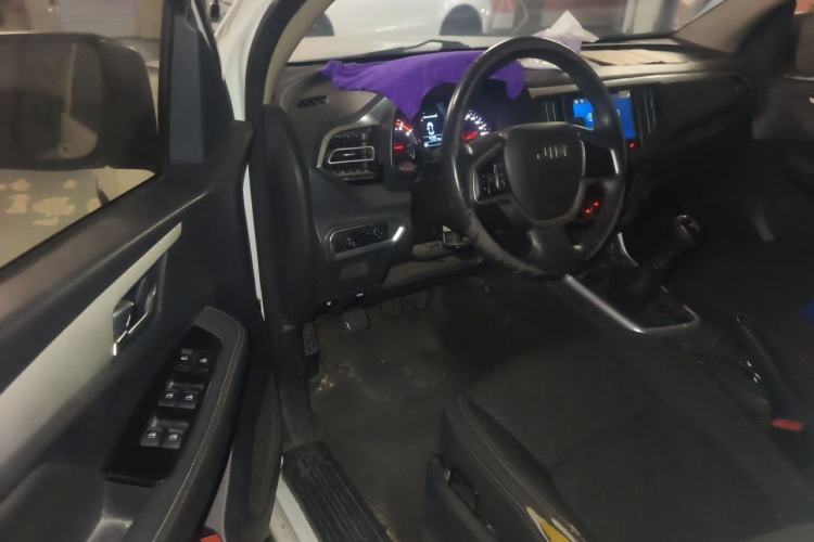 Used Isuzu JLM 2019 2.5T Two-Wheel Drive Diesel Luxury Version Rushmile S Standard Wheelbase Edition JE4D25Q5A Driver Seat