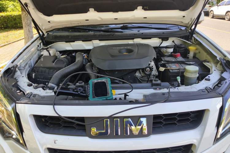 Used Isuzu JLM 2019 2.5T Two-Wheel Drive Diesel Luxury Version Ruimai S Extended Version JE4D25Q5A Engine Bay