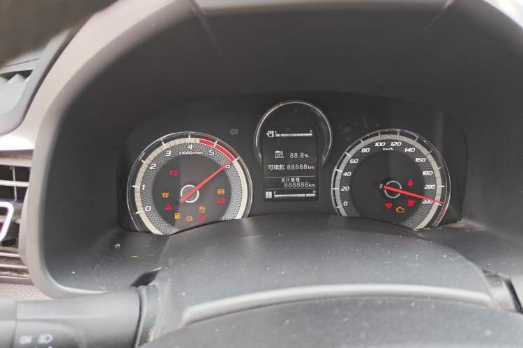 Used Isuzu JLM 2019 2.5T Two-Wheel Drive Diesel Luxury Version Ruimai S Extended Version JE4D25Q5A Instrument Cluster