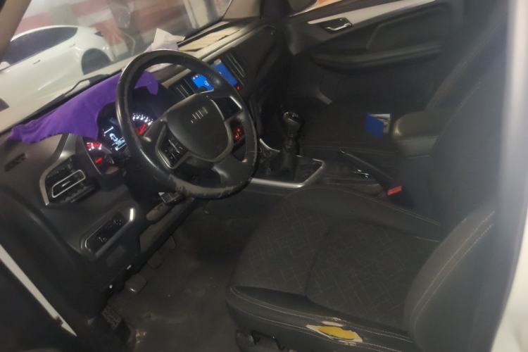Used Isuzu JLM 2019 2.5T Two-Wheel Drive Diesel Luxury Version Rushmile S Standard Wheelbase Edition JE4D25Q5A Left Front Seat