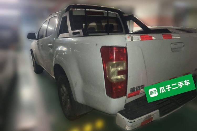 Used Isuzu JLM 2019 2.5T Two-Wheel Drive Diesel Luxury Version Rushmile S Standard Wheelbase Edition JE4D25Q5A Rear Left 45 Deg