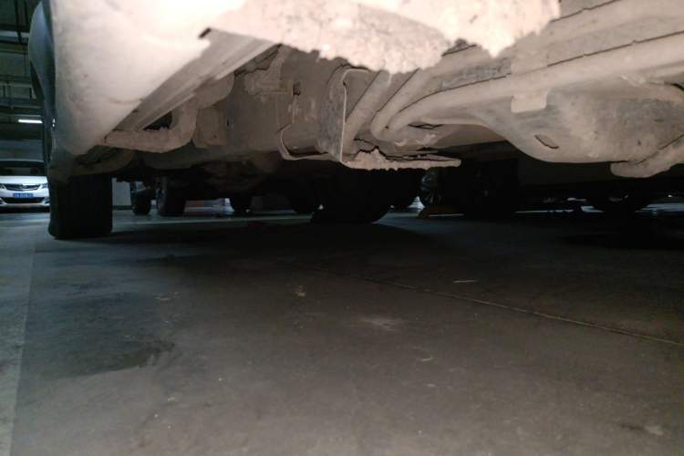 Used Isuzu JLM 2020 2.8T Classic Two-Wheel Drive Diesel Euro VI Comfort Plus Extended Version JE493ZLQ6E Chassis Front Right