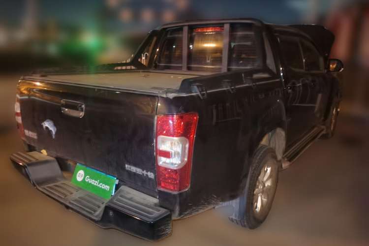 Used Isuzu JLM 2020 2.4T Two-Wheel Drive Gasoline Leading-Edge Version with National VI Emission Standards Standard Wheelbase 4K22D4T Rear Right 45 Deg