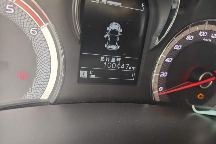 Used Isuzu JLM 2020 2.8T Classic Two-Wheel Drive Diesel Euro VI Comfort Plus Extended Version JE493ZLQ6E Odometer Close Up