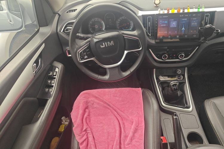 Used Isuzu JLM 2020 2.8T Classic Two-Wheel Drive Diesel Euro VI Comfort Plus Extended Version JE493ZLQ6E Steering Wheel
