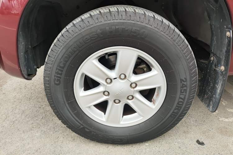 Used Isuzu JLM 2020 2.8T Classic 4x4 Diesel Euro VI Comfort Plus Extended Version JE493ZLQ6E Left Front Wheel Hub