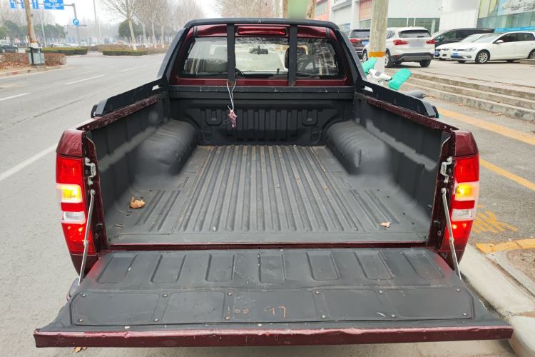 Used Isuzu JLM 2020 2.8T Classic 4x4 Diesel Euro VI Comfort Plus Extended Version JE493ZLQ6E Trunk