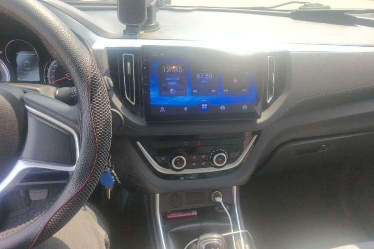 Used Isuzu JLM 2020 2.8T Classic 4x4 Diesel Euro VI Comfort Plus Extended Version JE493ZLQ6E Audio And AC Panel