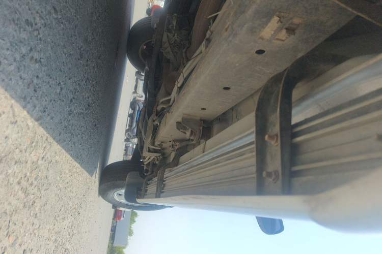 Used Isuzu JLM 2020 2.8T Classic 4x4 Diesel Euro VI Comfort Plus Extended Version JE493ZLQ6E Chassis Rear Right