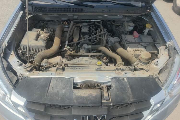 Used Isuzu JLM 2020 2.8T Classic 4x4 Diesel Euro VI Comfort Plus Extended Version JE493ZLQ6E Engine Bay