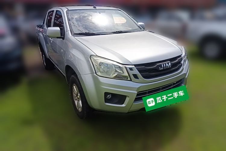 Used Isuzu JLM 2020 2.4T Classic Two-Wheel Drive Gasoline Euro VI Comfort Version with Standard Wheelbase 4K22D4T Front Right 45 Deg