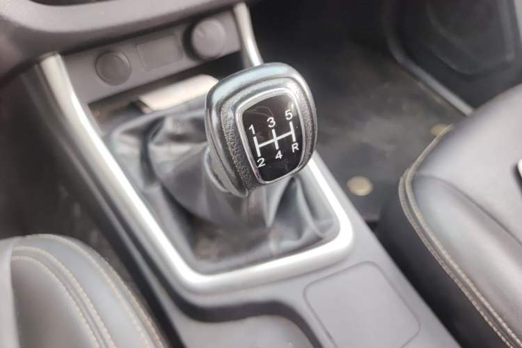 Used Isuzu JLM 2020 2.5T 4x4 Diesel Leading-Edge National VI Ruimai S Extended Version JE4D25Q6A Gear Lever
