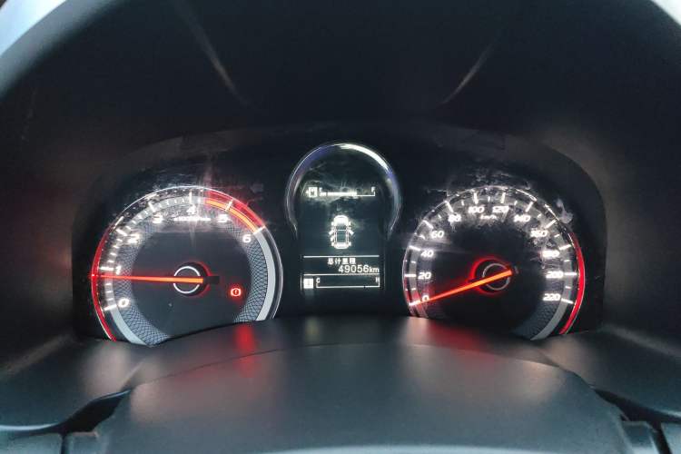 Used Isuzu JLM 2020 2.8T Classic Two-Wheel Drive Diesel Euro VI Comfort Plus Extended Version JE493ZLQ6E Instrument Cluster
