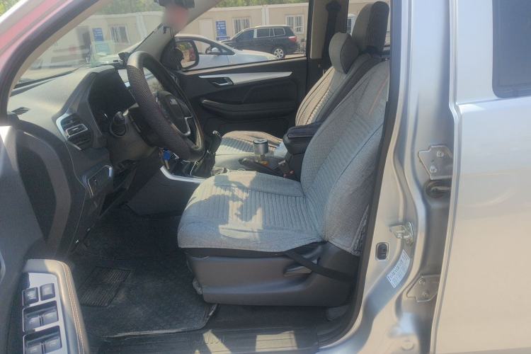 Used Isuzu JLM 2020 2.8T Classic 4x4 Diesel Euro VI Comfort Plus Extended Version JE493ZLQ6E Left Front Seat