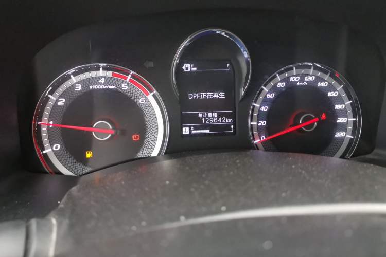 Used Isuzu JLM 2020 2.5T 4x4 Diesel Flagship Euro VI Ruimai S Standard Wheelbase JE4D25Q6A Odometer Close Up
