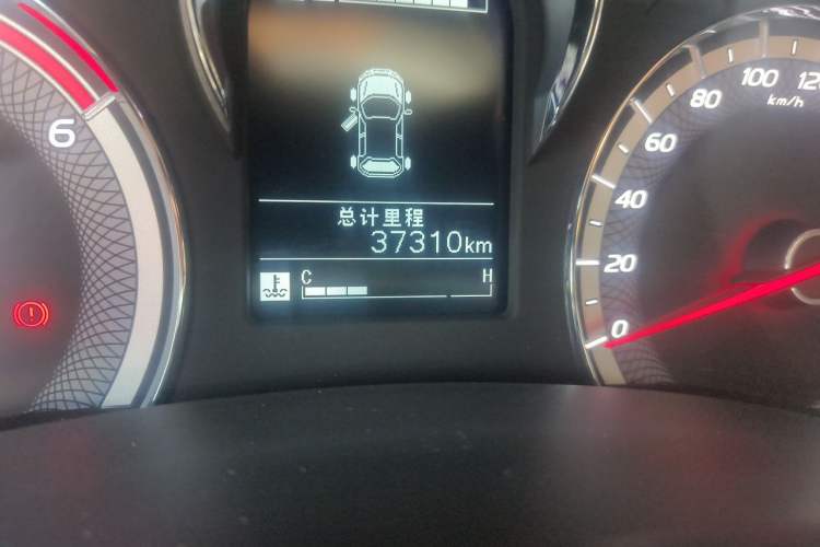 Used Isuzu JLM 2020 2.8T Classic 4x4 Diesel Euro VI Comfort Plus Extended Version JE493ZLQ6E Odometer Close Up