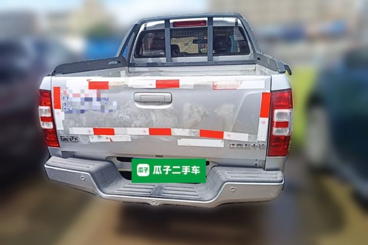 Used Isuzu JLM 2020 2.4T Classic Two-Wheel Drive Gasoline Euro VI Comfort Version with Standard Wheelbase 4K22D4T Rear