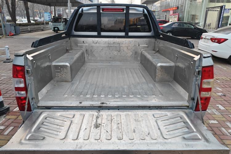 Used Isuzu JLM 2020 2.8T Classic Two-Wheel Drive Diesel Euro VI Comfort Plus Extended Version JE493ZLQ6E Trunk