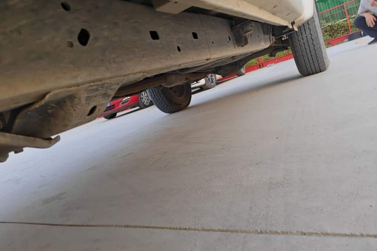 Used Isuzu JLM  Chassis Front Left