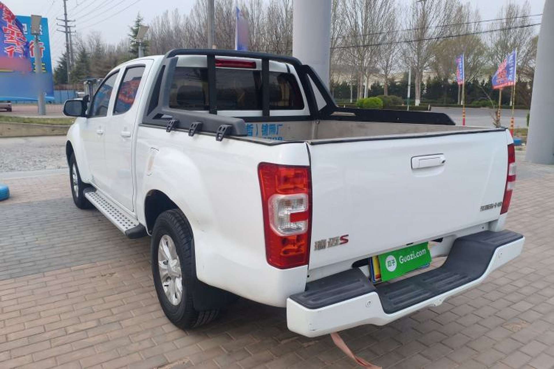 Used Isuzu JLM 2020 2.5T Two-Wheel Drive Diesel Leading-Edge Version JE4D25Q6A Meeting China VI Emission Standards Exterior 2