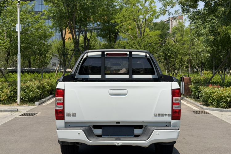 Used Isuzu JLM 2020 2.8T Classic Two-Wheel Drive Diesel Euro VI Comfort Version Standard Wheelbase JE493ZLQ6E Exterior 3