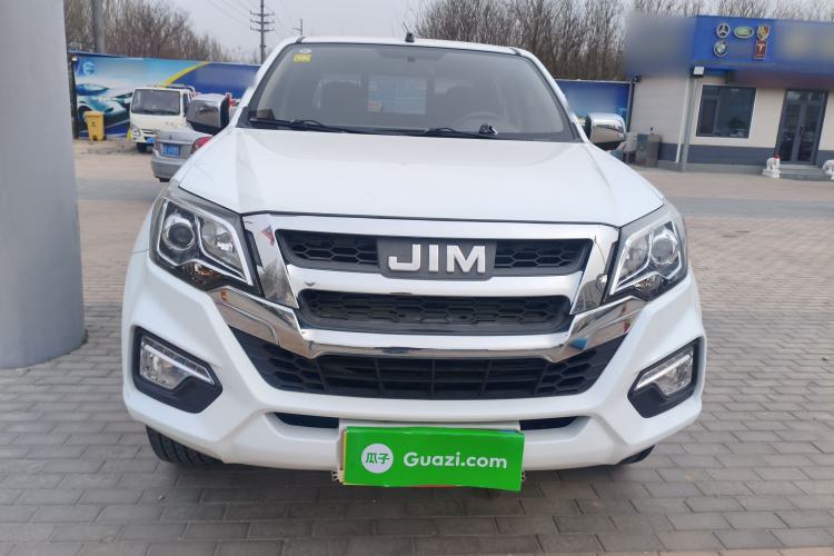 Used Isuzu JLM 2020 2.5T Two-Wheel Drive Diesel Leading-Edge Version JE4D25Q6A Meeting China VI Emission Standards Front