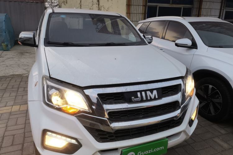 Used Isuzu JLM 2020 2.5T Two-Wheel Drive Diesel Leading-Edge JE4D25Q6A with National VI Emission Standards Standard Wheelbase – Ruimai S Front