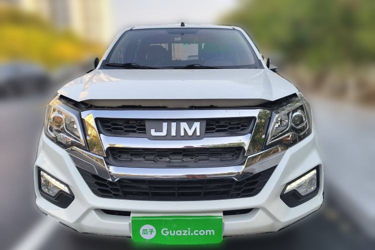 Used Isuzu JLM 2020 2.5T Two-Wheel Drive Diesel Leading-Edge Version JE4D25Q6A Meeting China VI Emission Standards Front