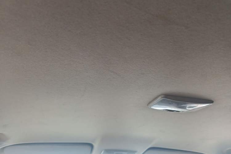 Used Isuzu JLM 2020 2.8T Classic Four-Wheel Drive Diesel Euro VI Comfort Plus Extended Version JE493ZLQ6E Headliner