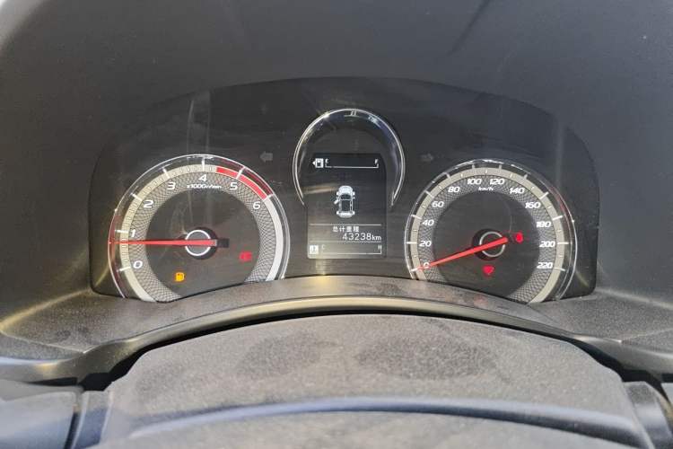 Used Isuzu JLM  Instrument Cluster