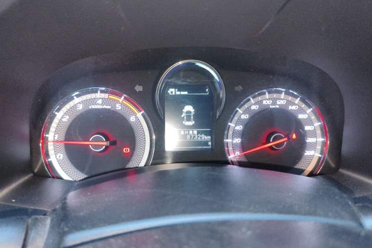 Used Isuzu JLM 2020 2.8T Classic 4x4 Diesel Euro VI Comfort Plus Extended Version JE493ZLQ6E Instrument Cluster