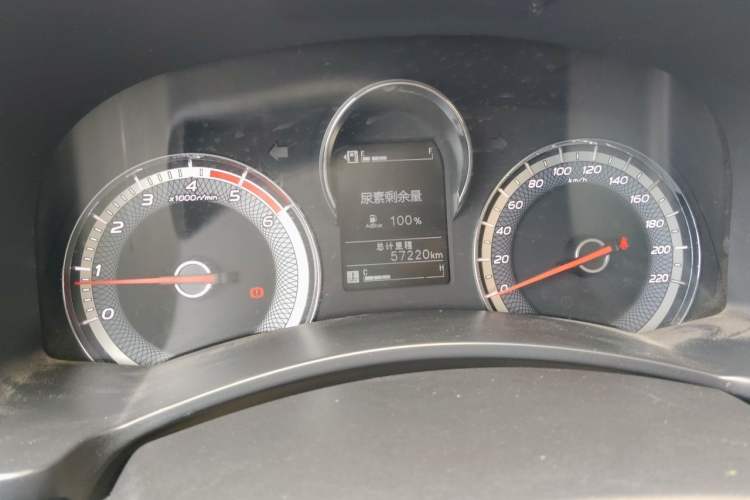 Used Isuzu JLM 2020 2.8T Classic Two-Wheel Drive Diesel Euro VI Comfort Plus Extended Version JE493ZLQ6E Instrument Cluster