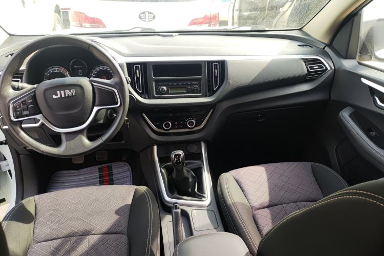 Used Isuzu JLM 2020 2.8T Classic Two-Wheel Drive Diesel Euro VI Comfort Version Standard Wheelbase JE493ZLQ6E Interior 1
