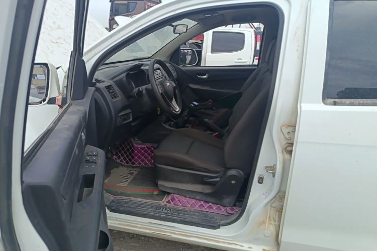 Used Isuzu JLM 2020 2.8T Classic Four-Wheel Drive Diesel Euro VI Comfort Plus Extended Version JE493ZLQ6E Left Front Seat