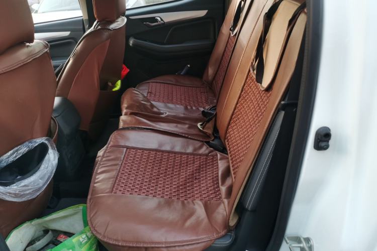 Used Isuzu JLM 2020 2.8T Classic 4x4 Diesel Euro VI Comfort Plus Extended Version JE493ZLQ6E Left Rear Seat
