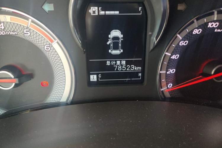 Used Isuzu JLM 2020 2.8T Classic Two-Wheel Drive Diesel Euro VI Comfort Plus Extended Version JE493ZLQ6E Odometer Close Up