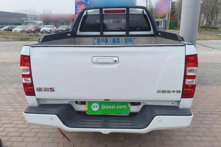 Used Isuzu JLM 2020 2.5T Two-Wheel Drive Diesel Leading-Edge Version JE4D25Q6A Meeting China VI Emission Standards Rear