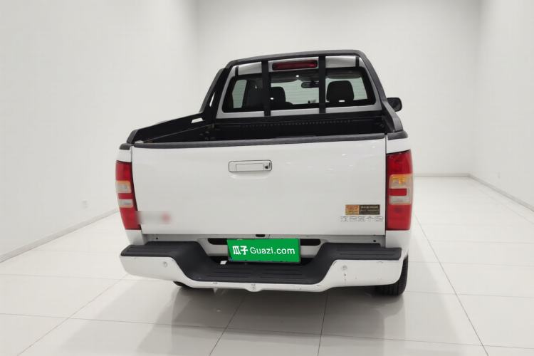Used Isuzu JLM 2020 2.5T Two-Wheel Drive Diesel Leading-Edge JE4D25Q6A with National VI Emission Standards Standard Wheelbase – Ruimai S Rear