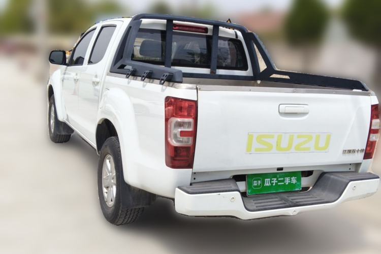 Used Isuzu JLM 2020 2.8T Classic Two-Wheel Drive Diesel Euro VI Comfort Version Standard Wheelbase JE493ZLQ6E Rear Left 45 Deg