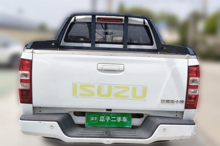 Used Isuzu JLM 2020 2.8T Classic Two-Wheel Drive Diesel Euro VI Comfort Version Standard Wheelbase JE493ZLQ6E Rear