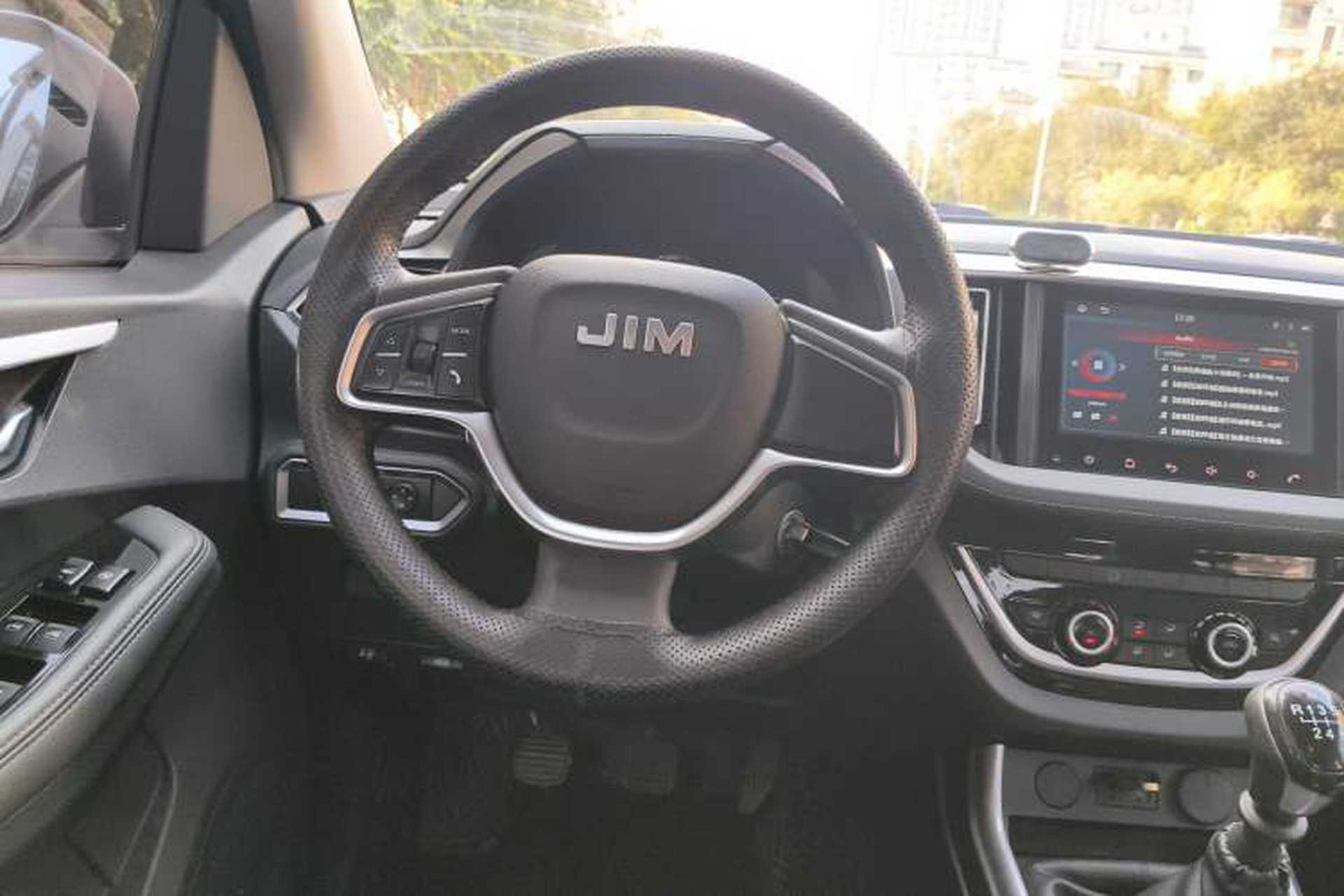 Used Isuzu JLM 2020 2.5T Two-Wheel Drive Diesel Leading-Edge Version JE4D25Q6A Meeting China VI Emission Standards Steering Wheel