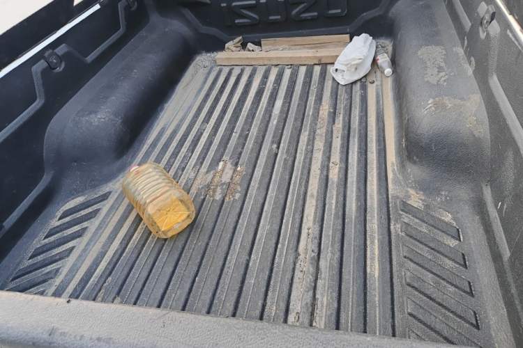 Used Isuzu JLM  Trunk
