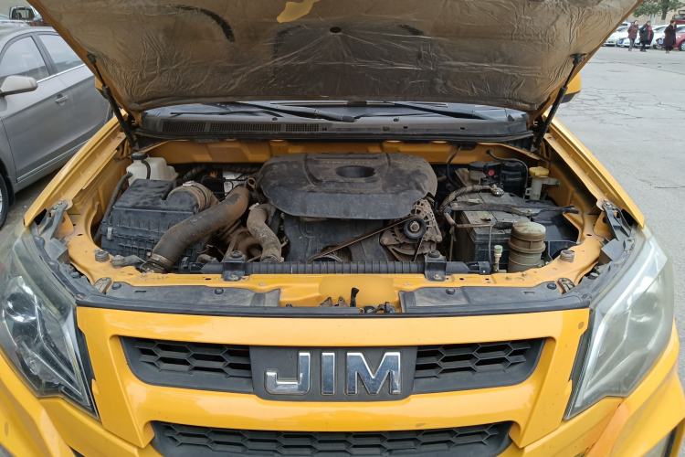 Used Isuzu JLM 2020 2.5T 4x4 Diesel Leading-Edge JE4D25Q6A China VI Standard Wheelbase – Ruimai S Engine Bay