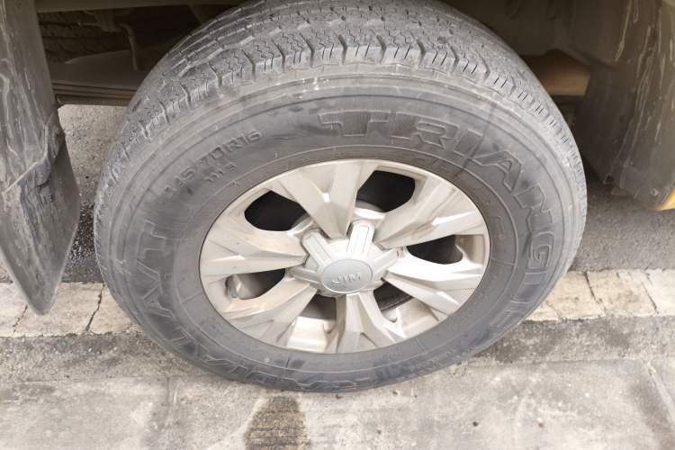 Used Isuzu JLM 2020 2.4T 4x4 Gasoline Leading-Edge GuoVI Ruimai S Standard Wheelbase 4K22D4T Exterior 8
