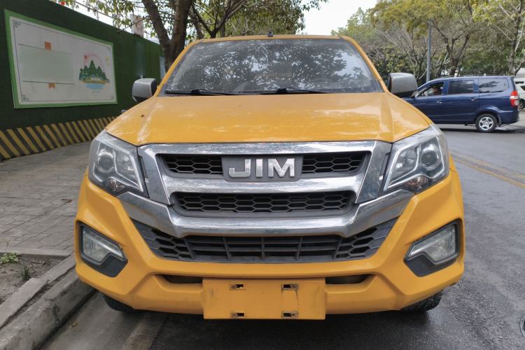 Used Isuzu JLM 2020 2.4T 4x4 Gasoline Leading-Edge GuoVI Ruimai S Standard Wheelbase 4K22D4T Front