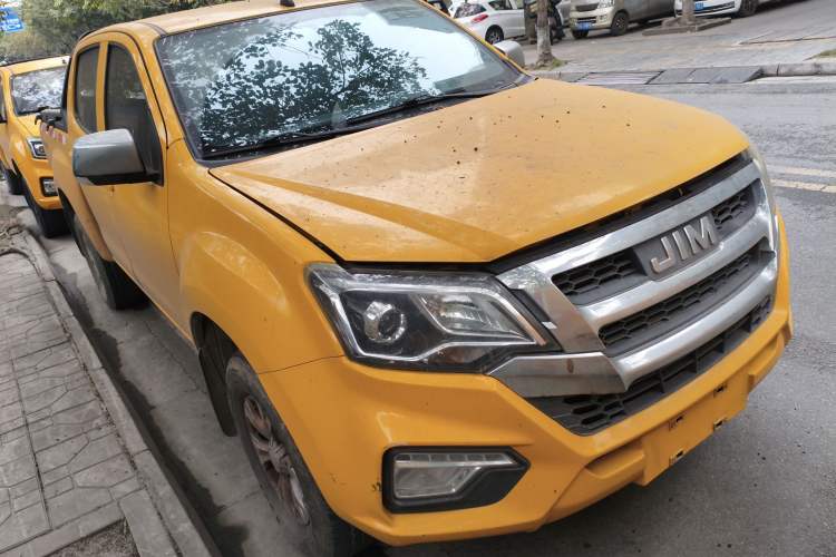 Used Isuzu JLM 2020 2.4T 4x4 Gasoline Leading-Edge GuoVI Ruimai S Standard Wheelbase 4K22D4T Front Right 45 Deg