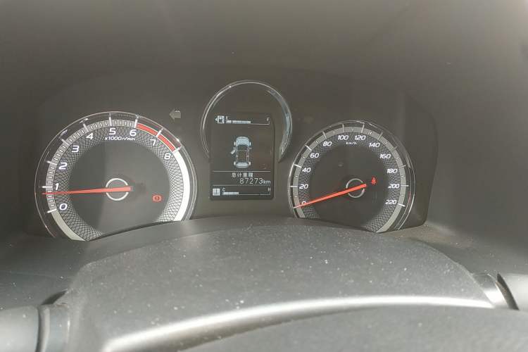 Used Isuzu JLM 2020 2.4T 4x4 Gasoline Leading-Edge GuoVI Ruimai S Standard Wheelbase 4K22D4T Instrument Cluster