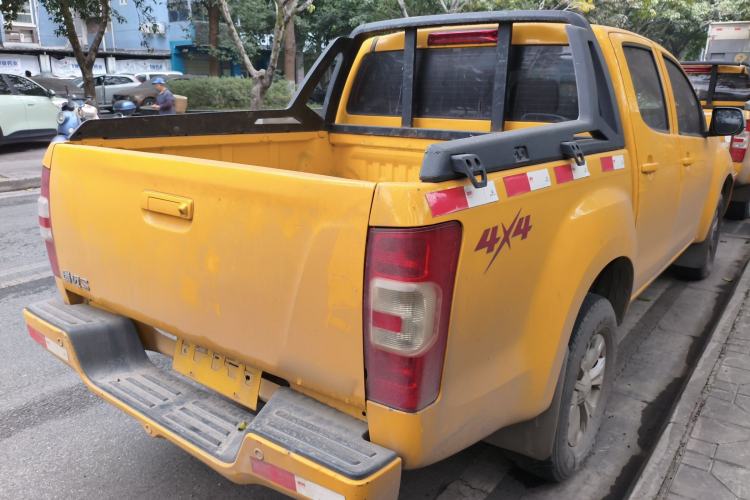 Used Isuzu JLM 2020 2.4T 4x4 Gasoline Leading-Edge GuoVI Ruimai S Standard Wheelbase 4K22D4T Rear Right 45 Deg